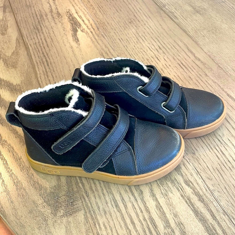 UGG high-top Velcro sneakers